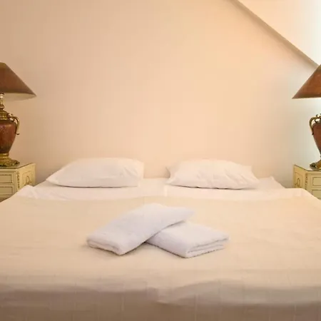 Bed & Breakfast Jagnienawinie *