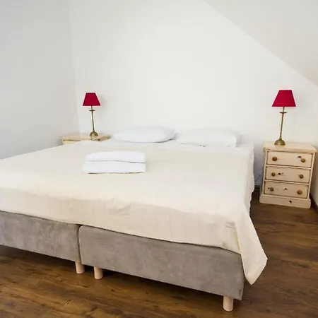 Bed & Breakfast Jagnienawinie *